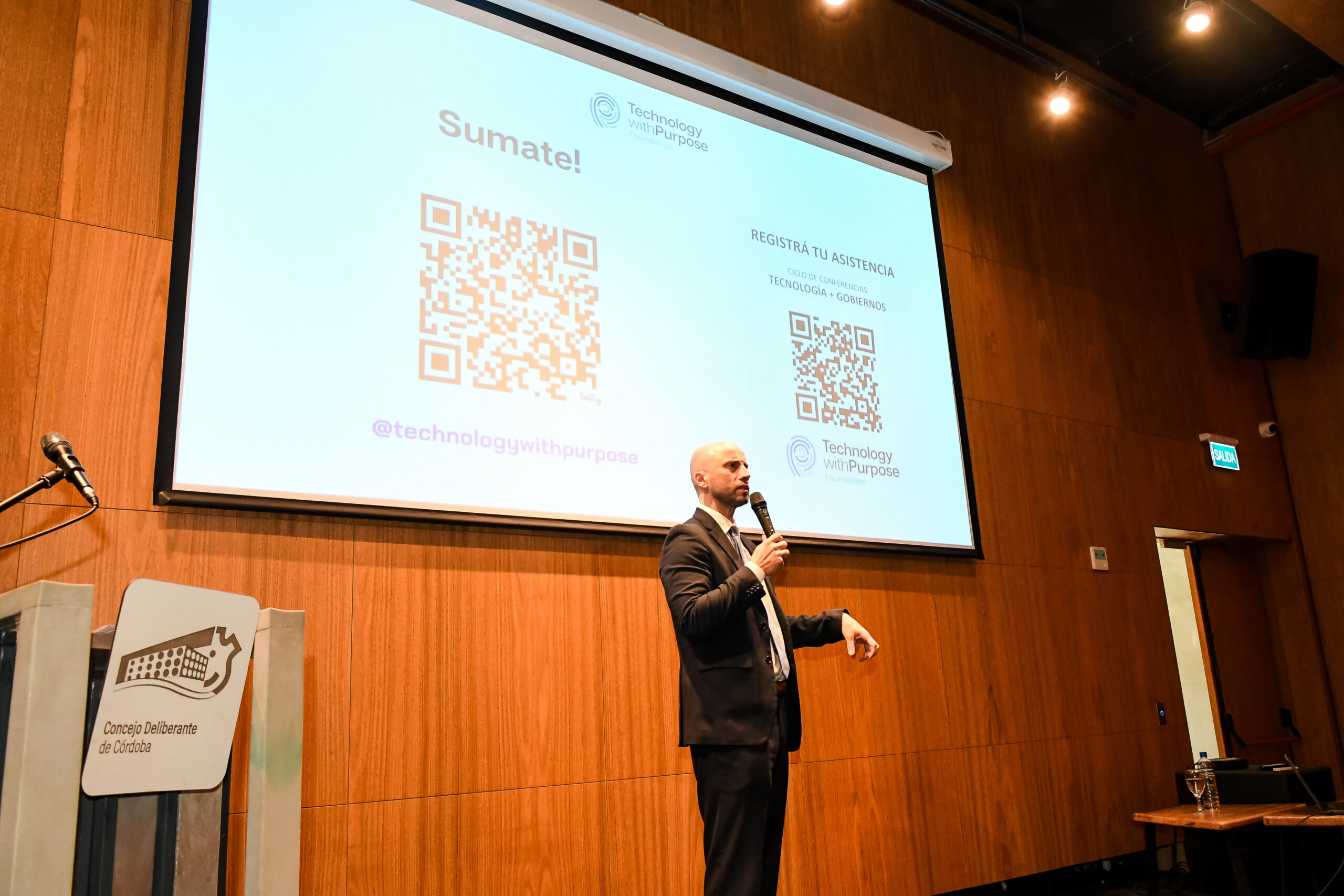 Ciclo de conferencias en el Concejo